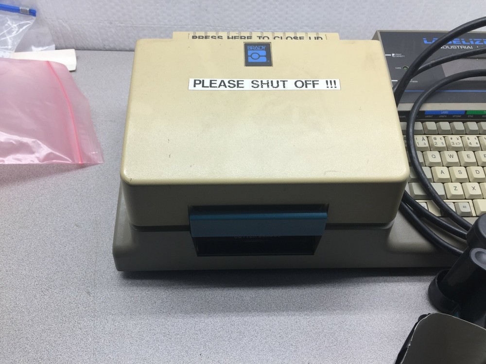 USED BRADEY LABELIZER PLUS INDUSTRIAL LABELING SYSTEM