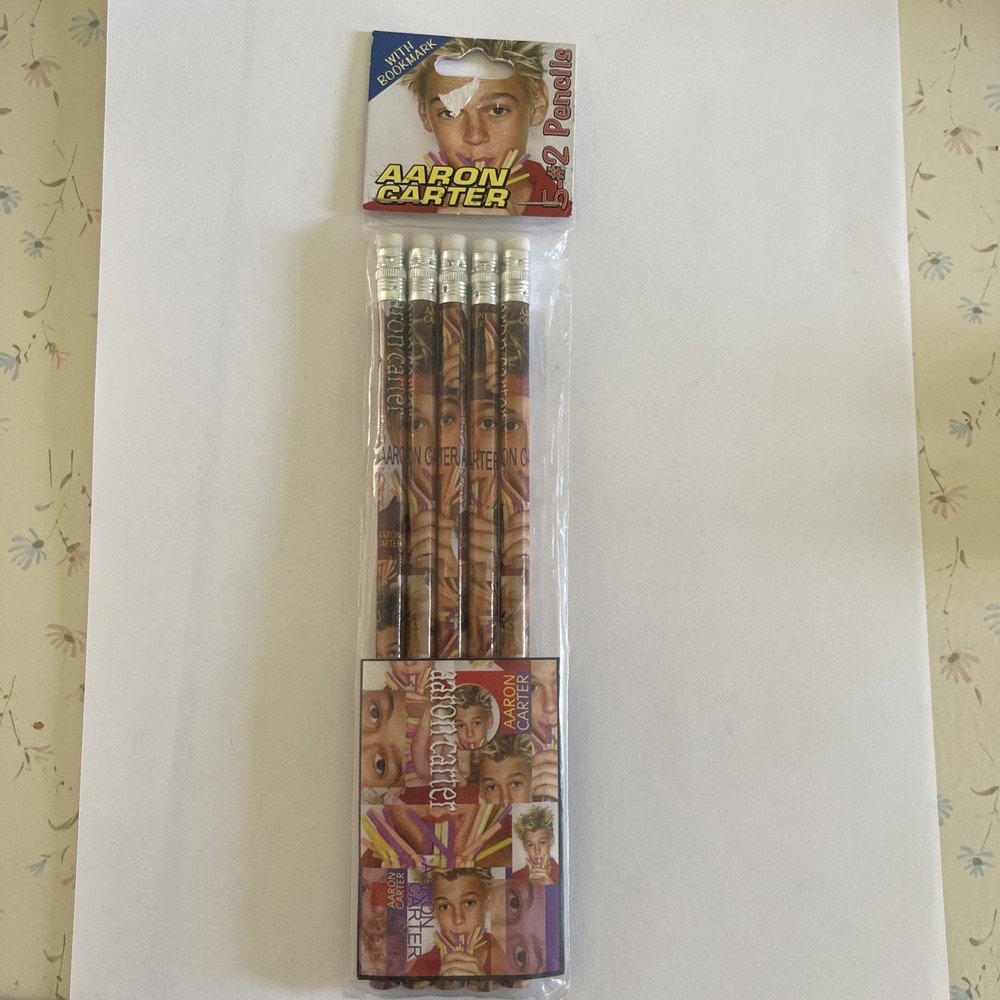 2002 Aaron Carter 5 Set Of #2 Pencils With Book Mark