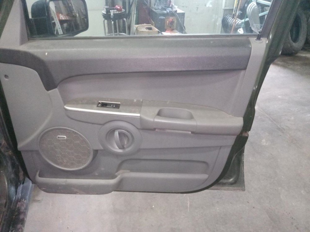 Chassis ECM Body BCM Front Control Fits 07 COMMANDER 1499711