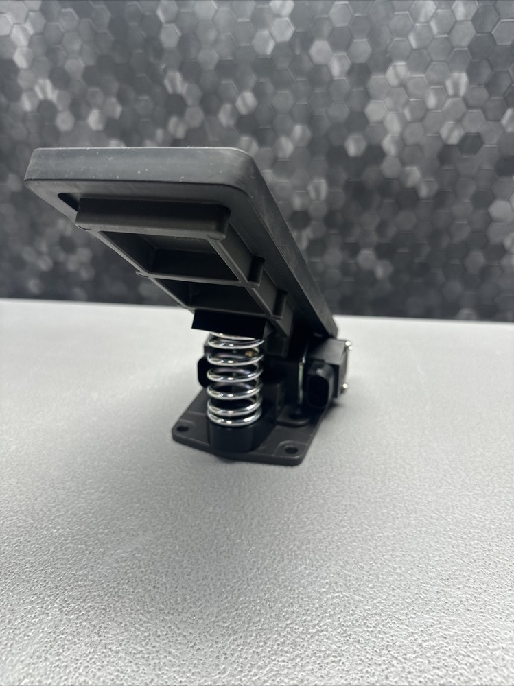 MCS QUADRASTAT PEDAL