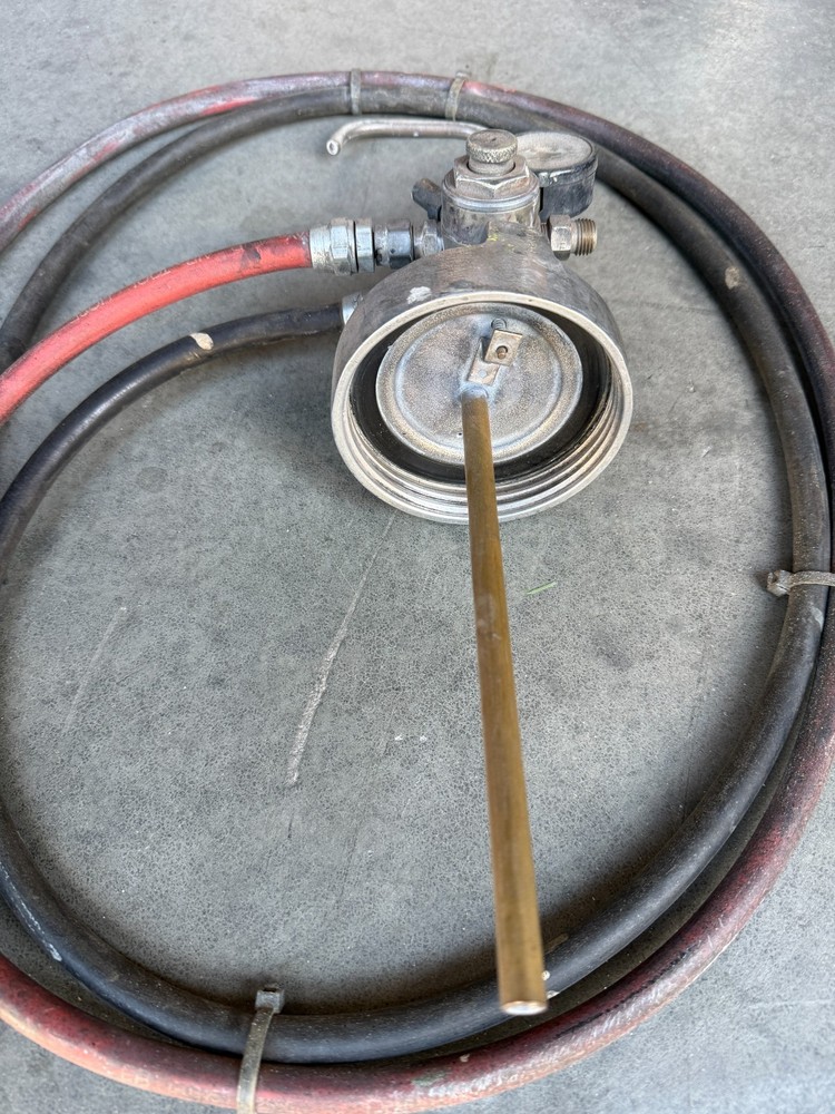 Binks Model 80 COVER LID w Hoses