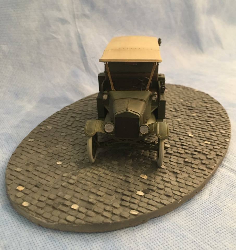 CD-35001 Oval Cobble Base "Top" section 1/35th scale resin