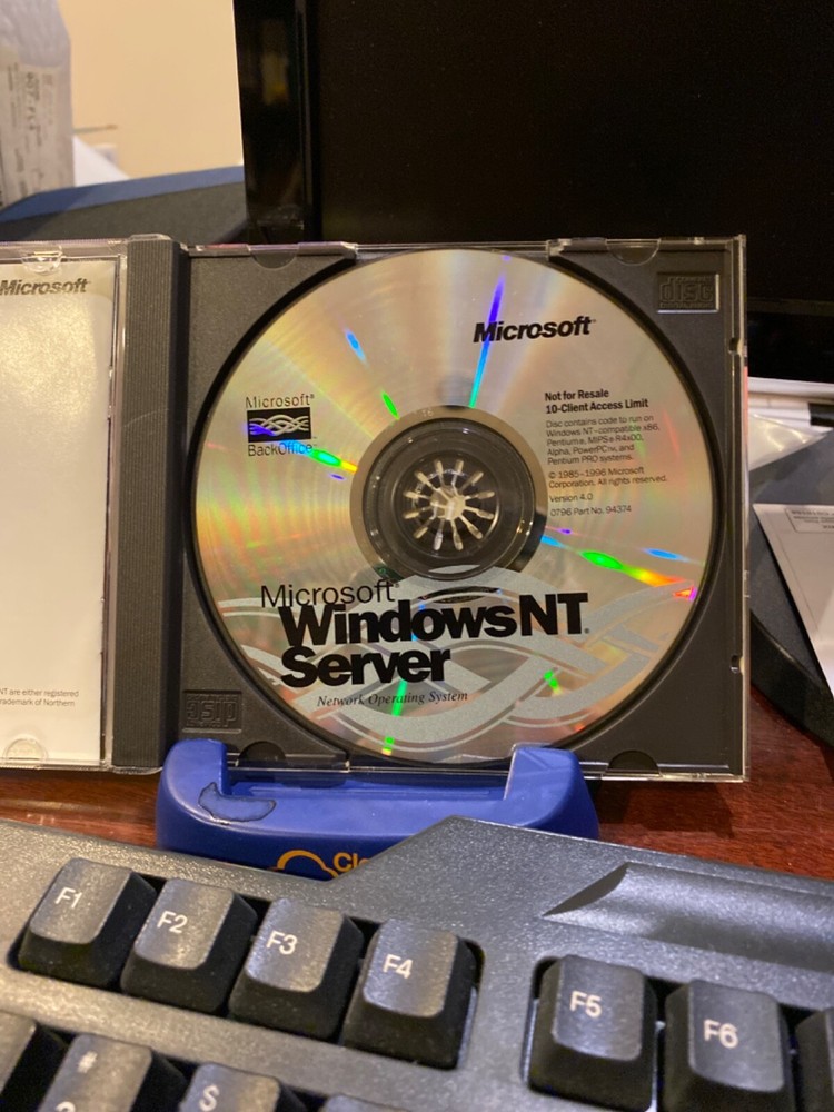 AUTHENTIC BRAND NEW Microsoft Windows NT Server v4.0 10 CALS Limit With KEY. NFR