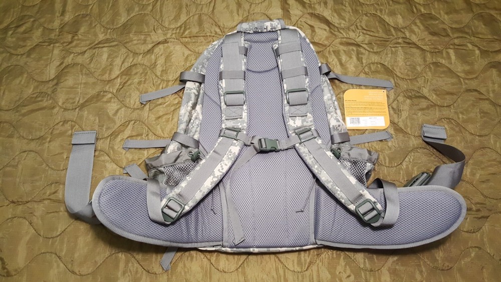 Kelty Amron MAP 3500 3rd Special Forces Group 3rd SFG (A) UCP Camo