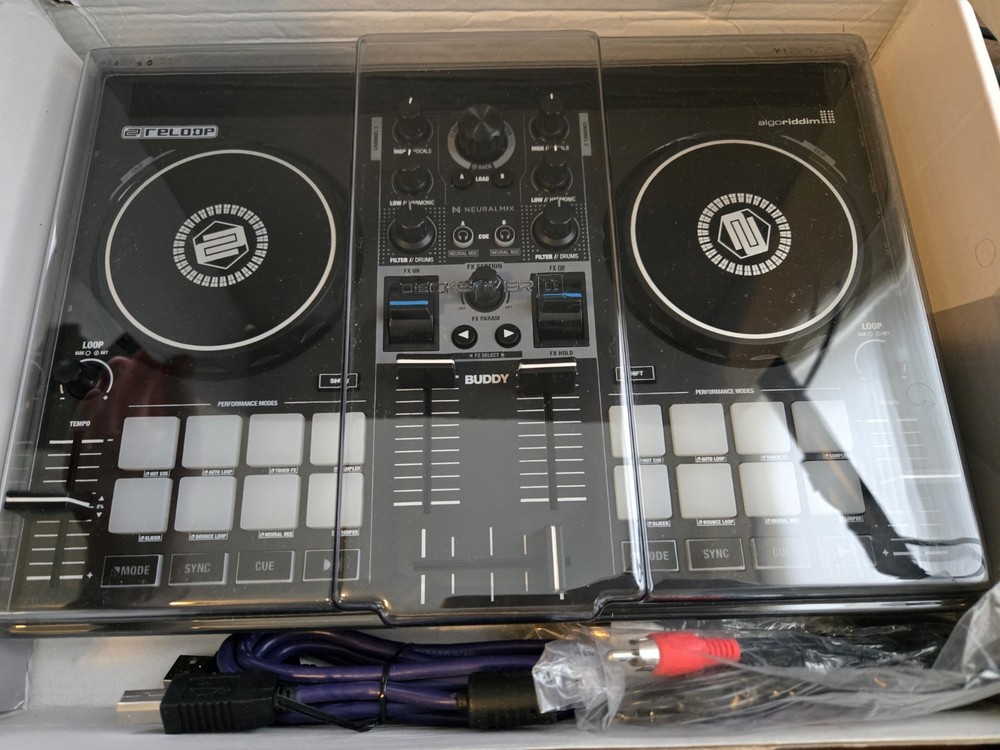 Reloop Buddy & Decksaver - 2 Channel DJ usb Controller - OPEN BOX