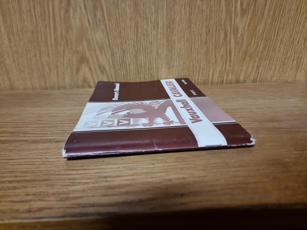VAUXHALL CAVALIER OWNERS MANUAL - 1983 (26e)