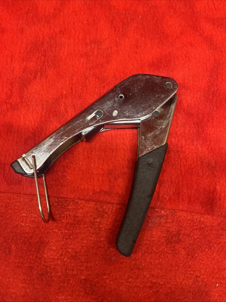 (UNBRANDED) FEED-THRU MODULAR PLUG CRIMP TOOL (t40)