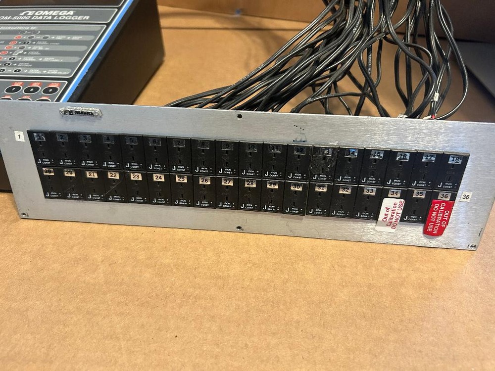 Omega OM-5000 Data Logger