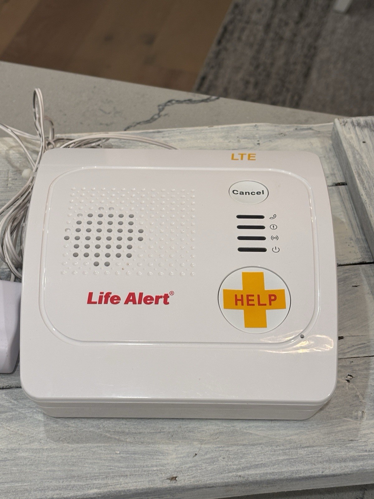 Life Alert Emergency Response System Base Unit & Alert Device - Help Pers 915