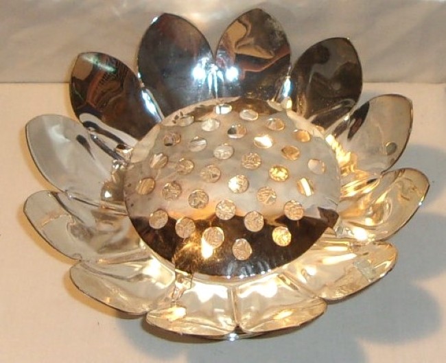 SILVERPLATE SILVER FLOWER FROG SUNFLOWER TABLE CENTER PIECE