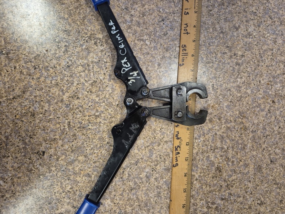 Watts 3/4" Pex Crimp Tool