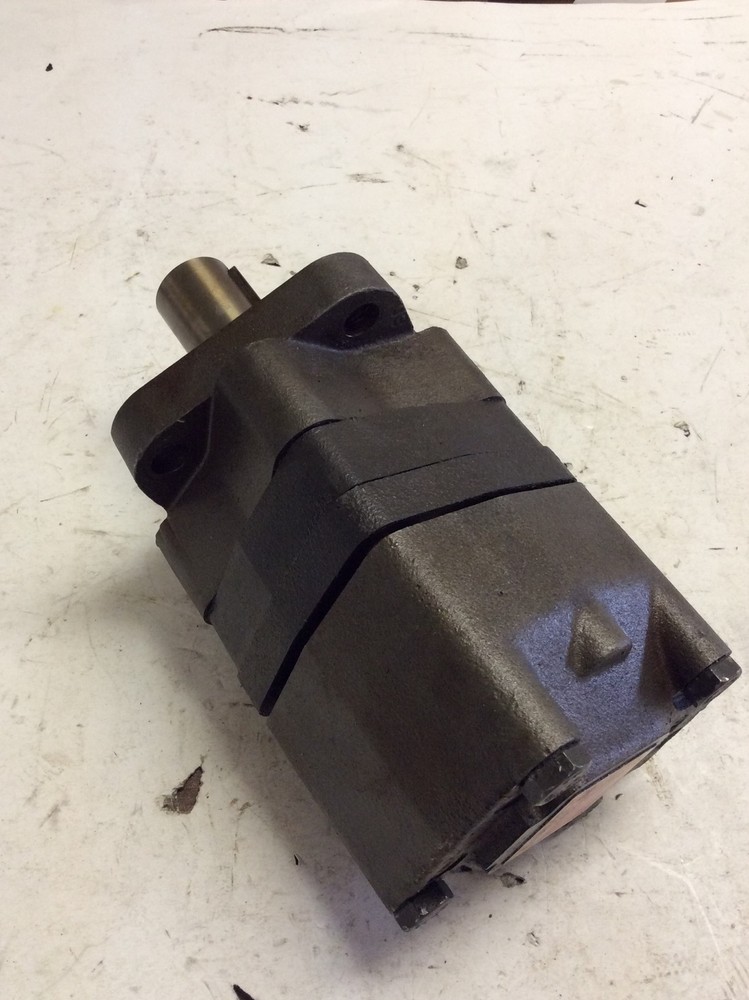 Danfoss Hydraulic Motor 151F0201 2 OMS100