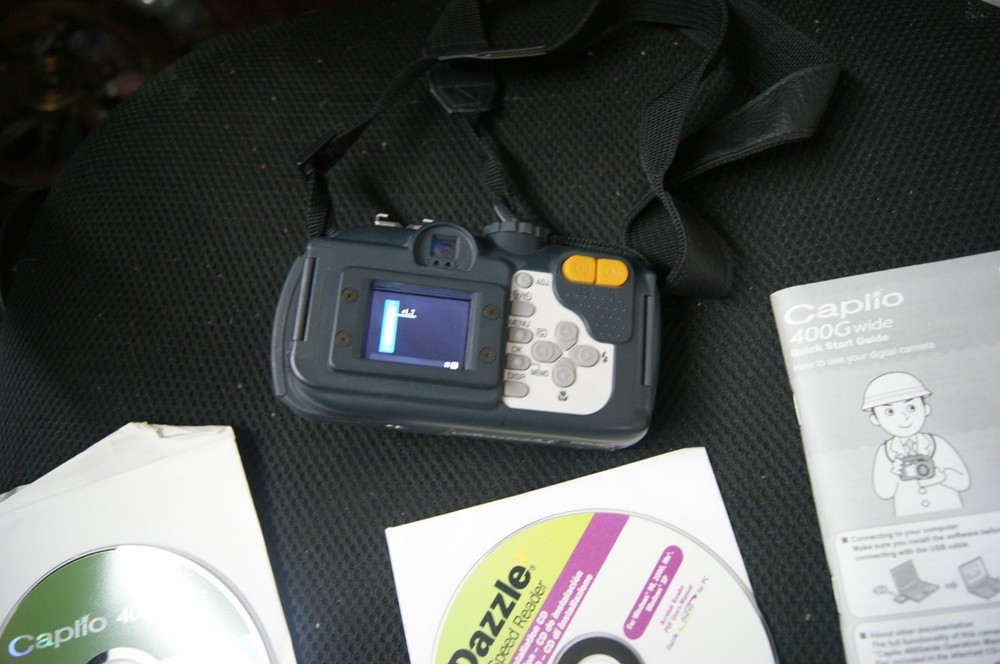 RICOH CAPLIO 400G UNDERWATER CAMERA IN GREAT CONDITION