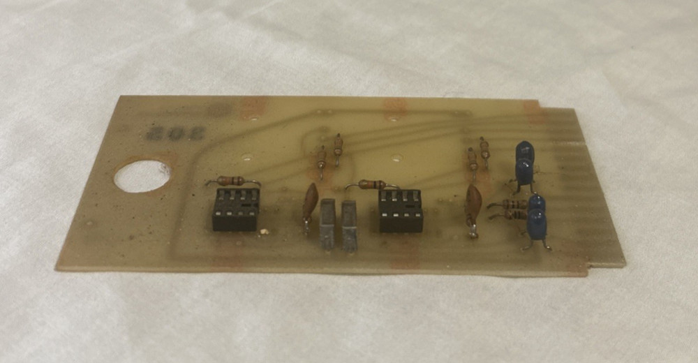 Auditronics A-BP2-1-A - Missing op amps