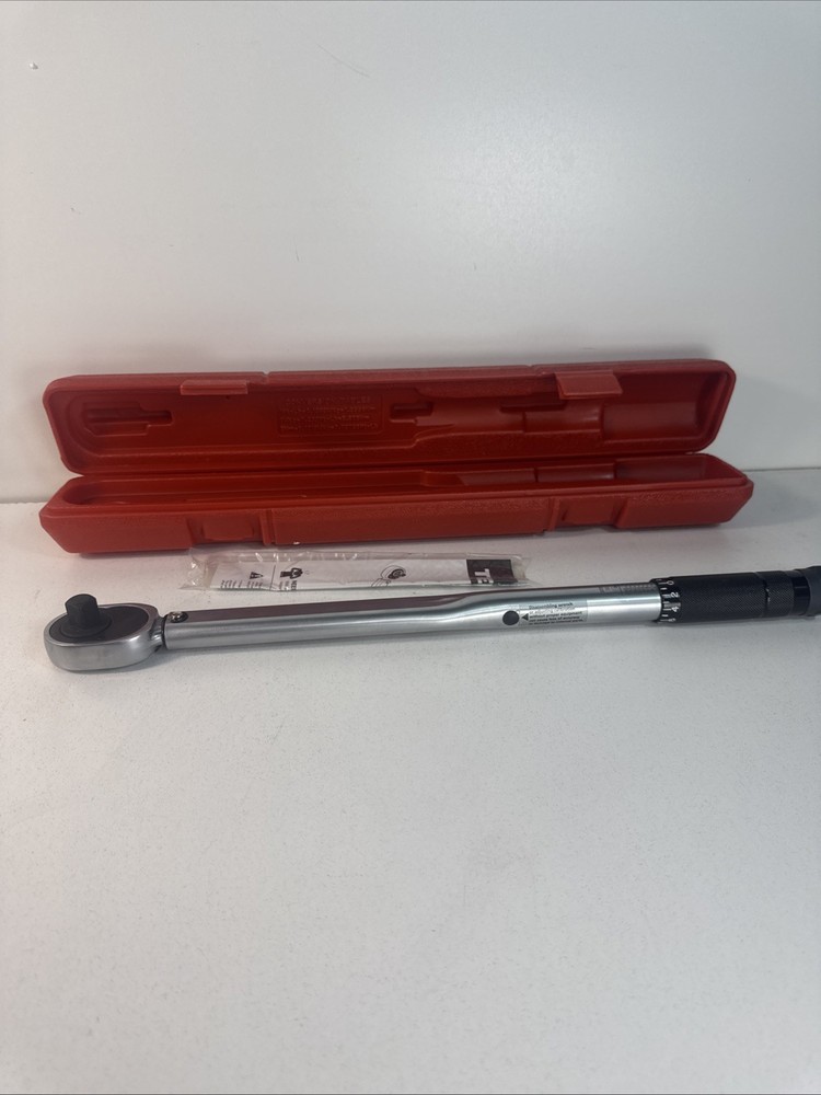 TEKTON 24335 1/2 inch Click Torque Wrench