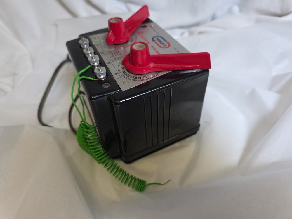 Lionel Type 1044 90Watt Transformer in Working Condition (Tested)