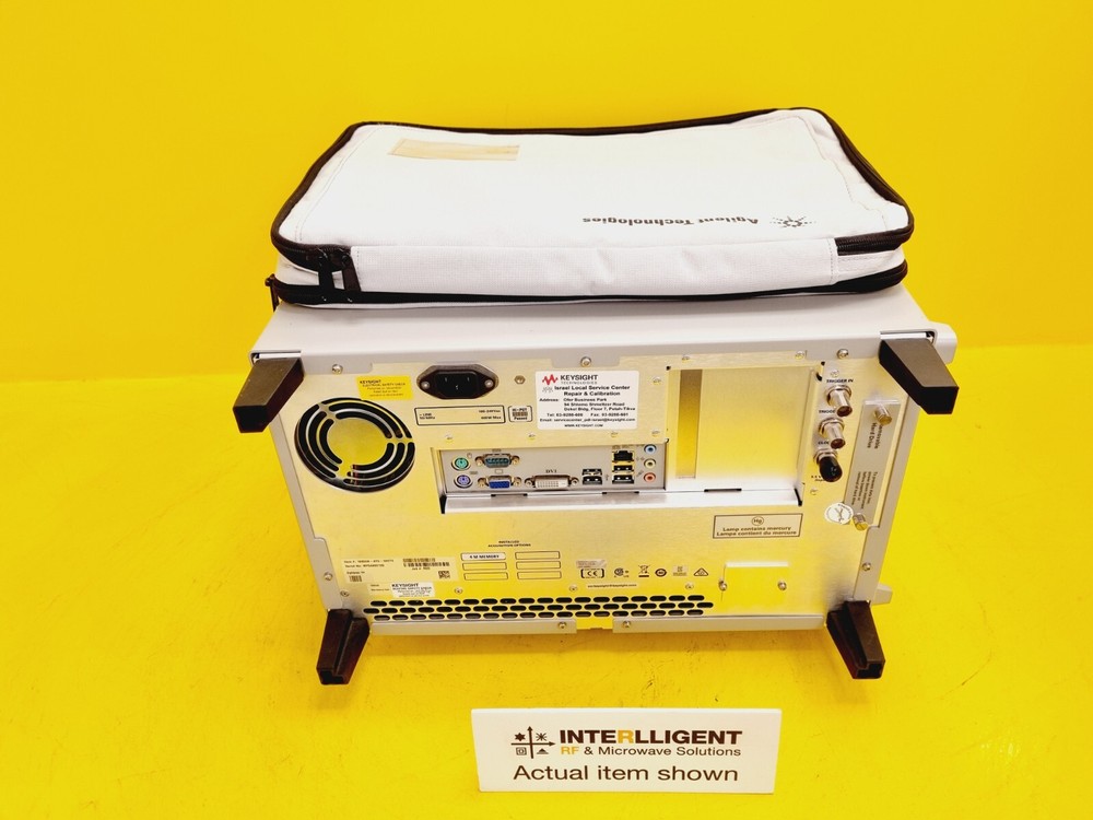 Keysight 16852A 68CH logic analyzer, 064 (64Mb expanded mem), 700 (700MHz State)