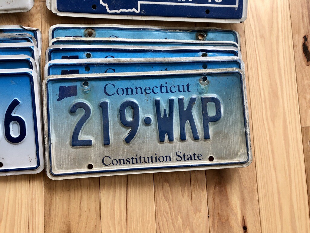 100 License Plates- 10 of Each State in Craft Condition