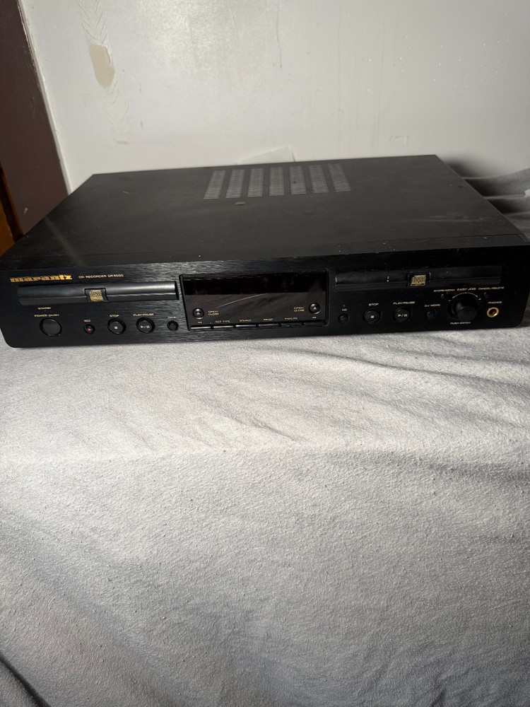 MARANTZ DR6050/U1B --  CD Recorder and Player - Great condition!! NO REMOTE