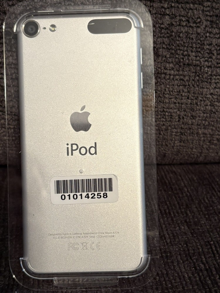 Apple iPod Touch 6th Generation Model A1574