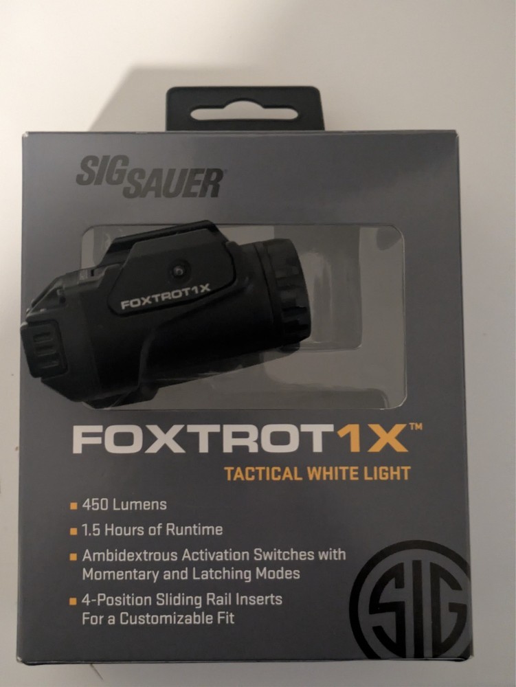 SIG SAUER FOXTROT1X Weapon Mounted Light - SOF12001