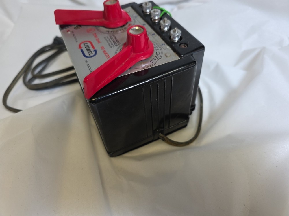 Lionel Type 1044 90Watt Transformer in Working Condition (Tested)