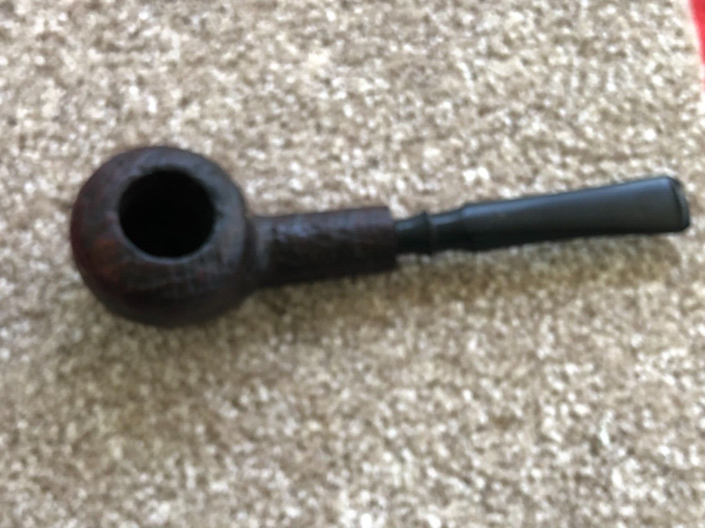 KAYWOODIE RUSTICATED AUTHOR SAXON BRIAR PIPE
