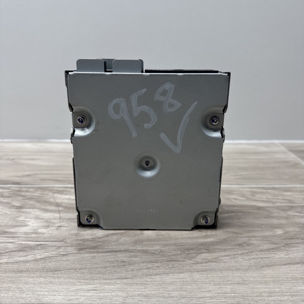 2011-2014 PORSCHE CAYENNE - REAR VIEW / Backup Camera Control Module