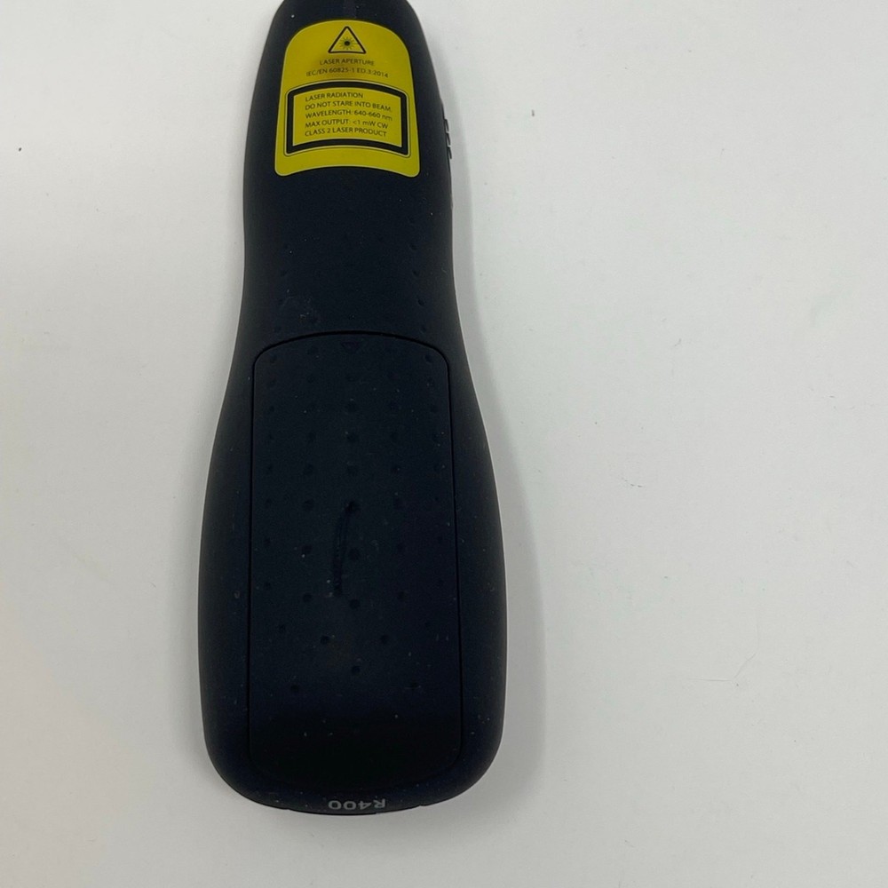 Logitech R400 Wireless Presenter Remote with Laser Pointer & Case Tested