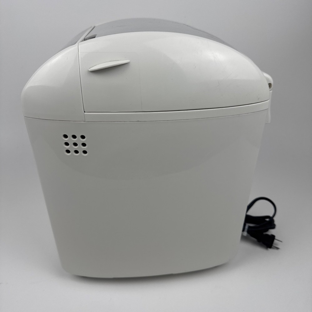 Panasonic SD-RD250 Automatic Bread Maker White w/ Yeast & Raisin Dispenser