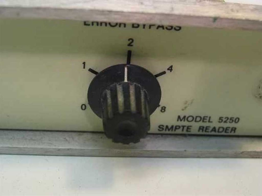 Datatron Vidicue SMPTE Reader 0303 Time Code Device Rackmount 5250