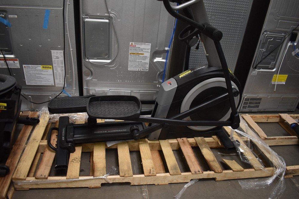 ProForm PFEL59920 Black Carbon E7 Elliptical NOB #124344
