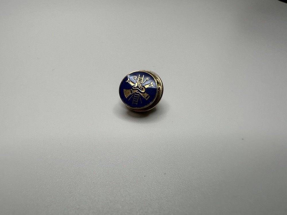 Antique Fire Fighter Lapel Pin 1cm JB17