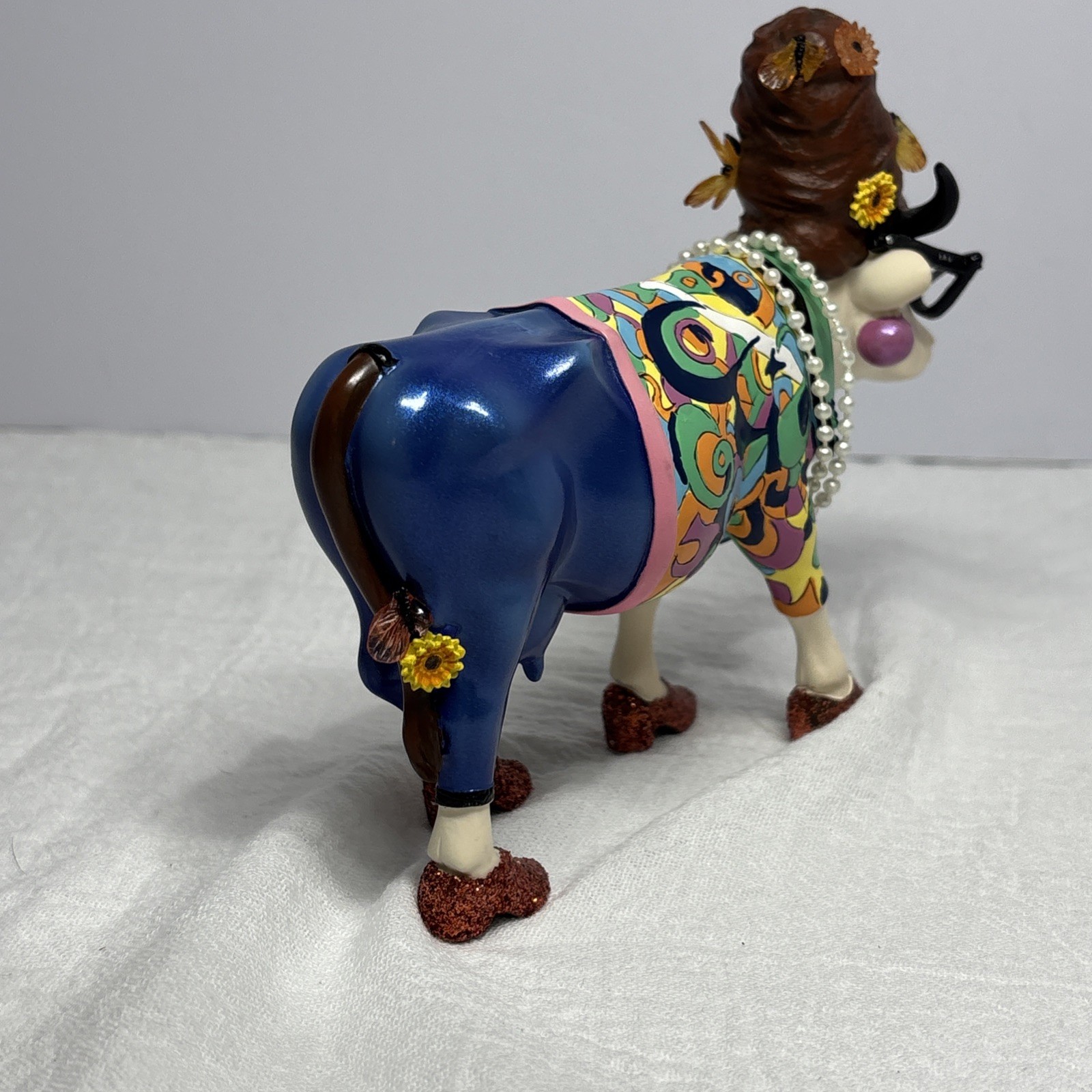Cow Parade Beehive Bovine 2002 Retired VINTAGE-READ DESCRIPTION
