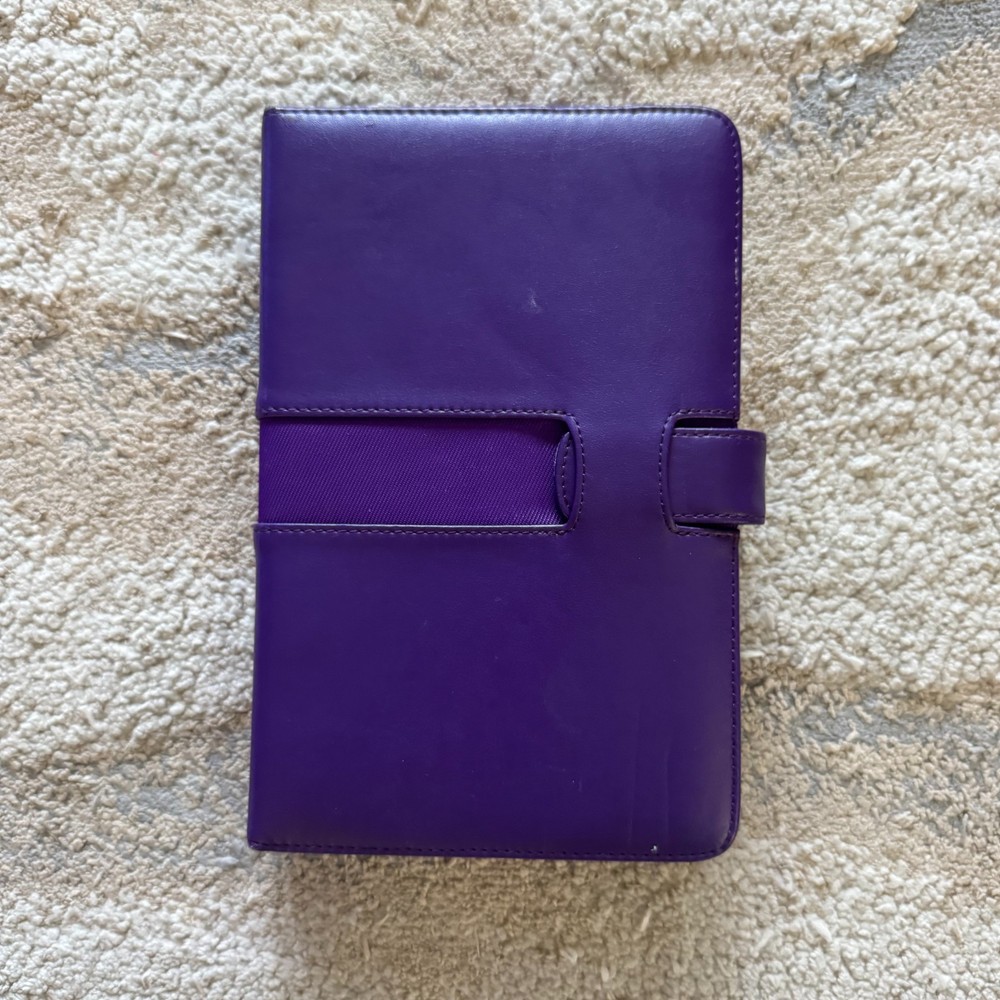 Nook ereader w/ m-edge purple foldabel case