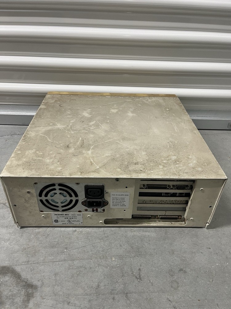 Packard Bell PACKMATE I PB686 Desktop Computer - UNTESTED / FOR PARTS *READ*