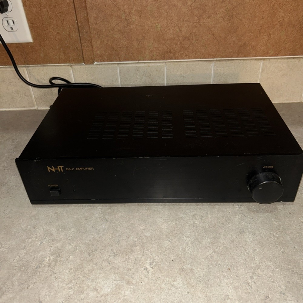 NHT SA-2 Power Amplifier, READ DESCRIPTION