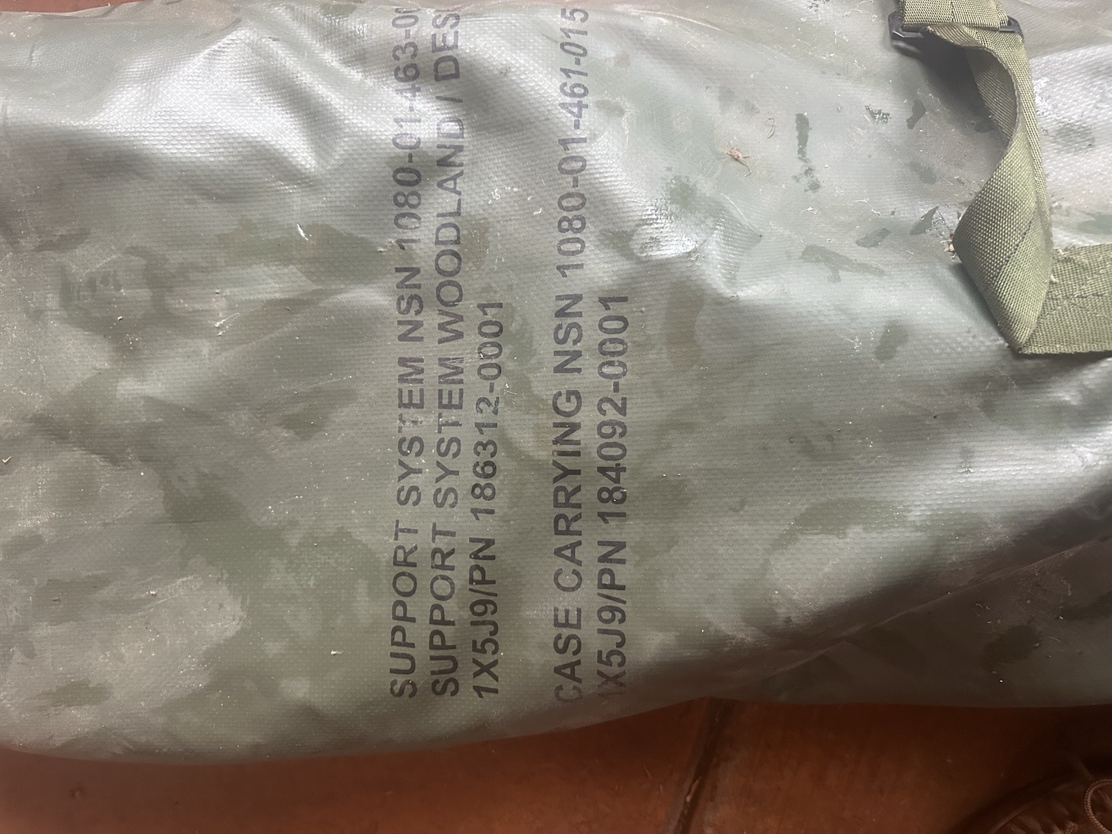 US MILITARY CAMOUFLAGE SCREENING SUPPORT SYSTEM NSN 1080-01-461-0046 Excellent