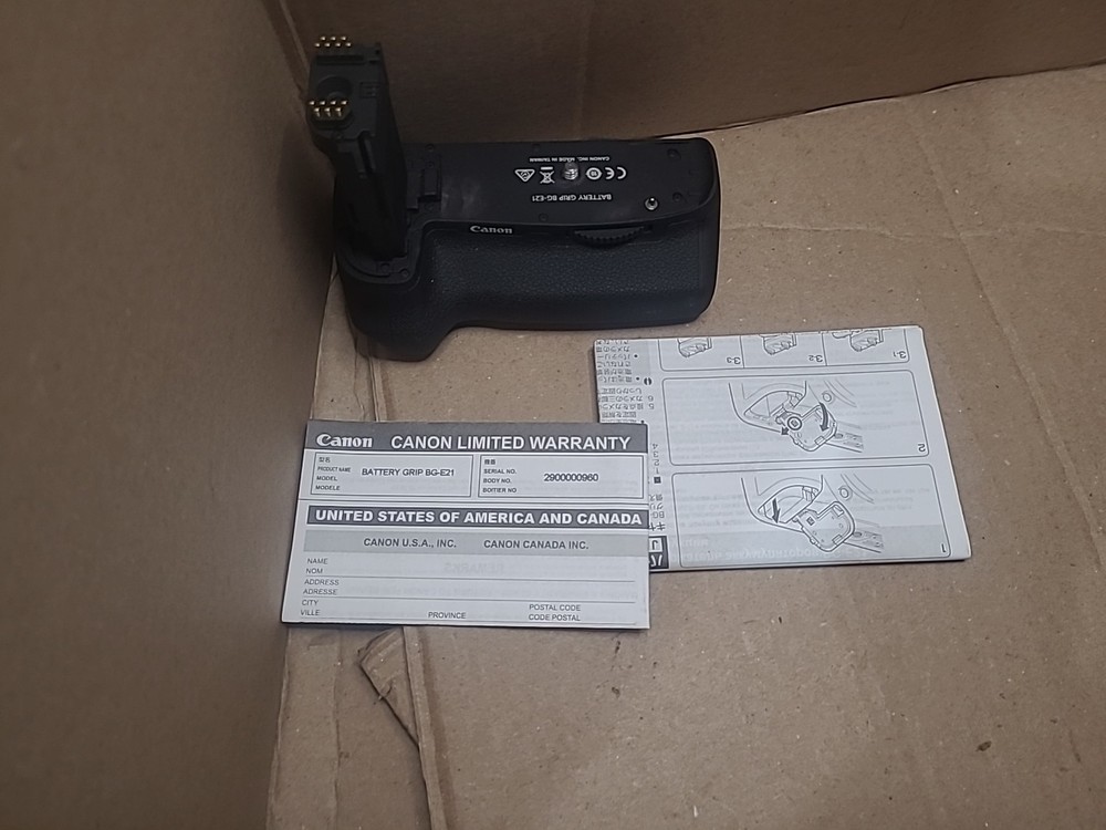 Canon BG-E21 Battery Grip for EOS 6D Mark II
