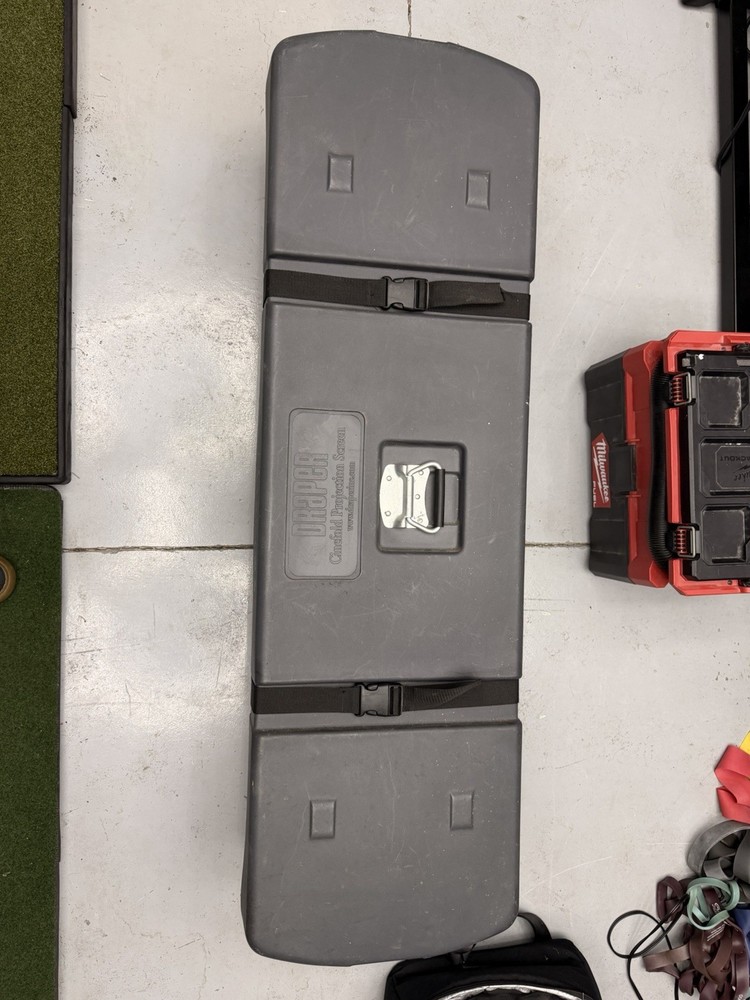 Draper 241077 Folding Portable Projection Screen With Stand And Case