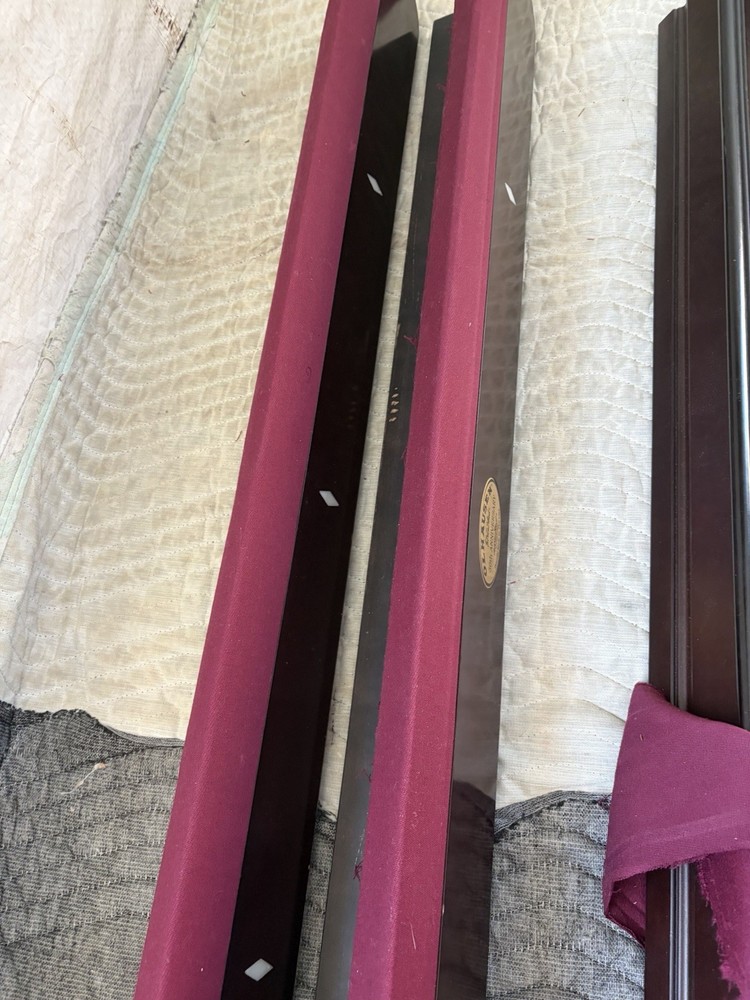 Used 9ft Simonis 960 Red Pool Table Felt 9ft, Great Condition