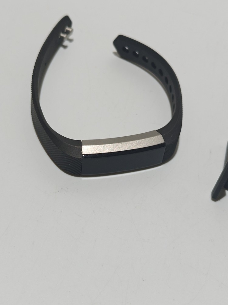 Fitbit Alta FB406 Black Gray Activity Tracker Only Needs Charger Clean Works