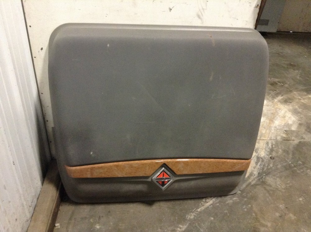 International PROSTAR Sleeper Cabinet - Used