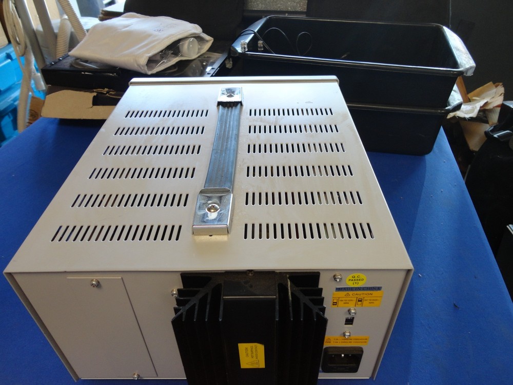 * RSR HY3002-3 DC POWER SUPPLY very nice powers on no testing