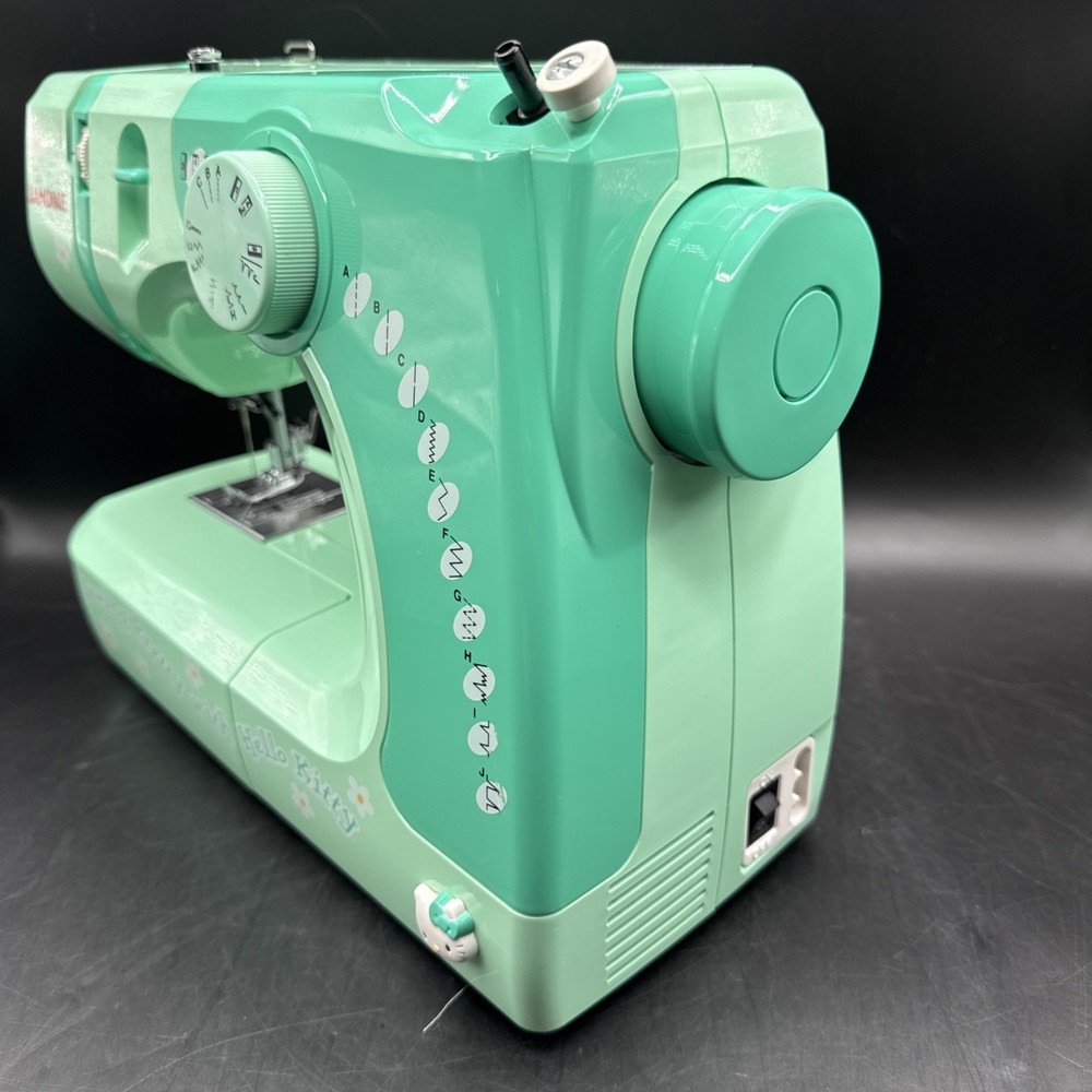 Janome Hello Kitty Sewing Machine Model 11706 Missing Pedal And Power Cord