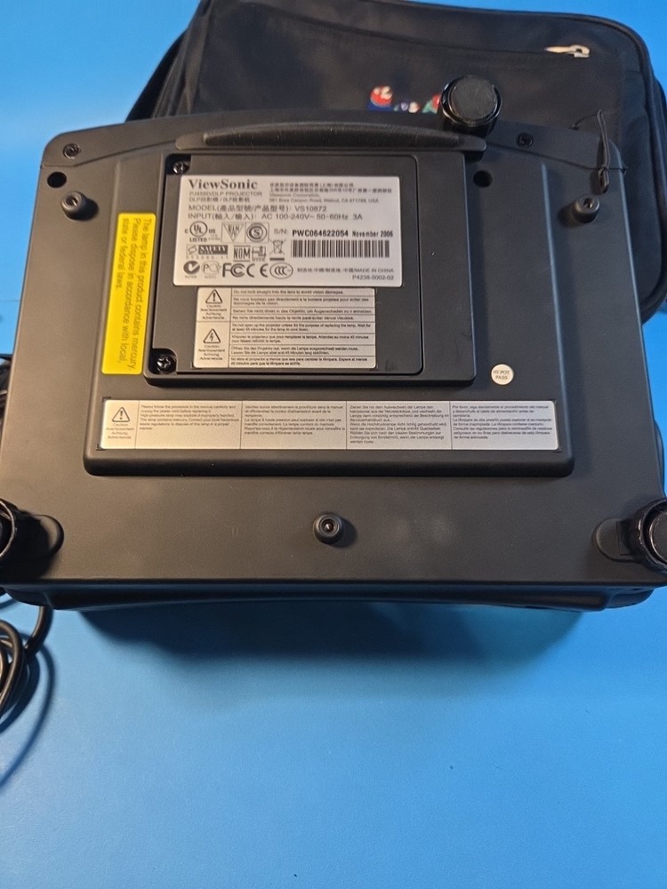 View Sonic PJ458D DLP Projector