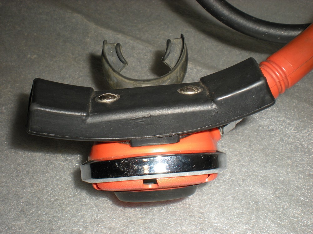 Systems Sub-Aquatic Scuba Diving Orange Mouthpiece Regulator ASIS UNTESTED