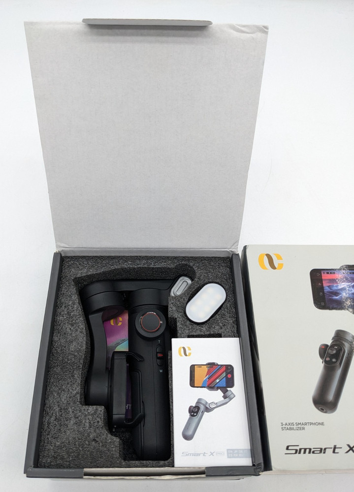 AOCHUAN Smart X Pro | 3-Axis Smartphone Stabilizer