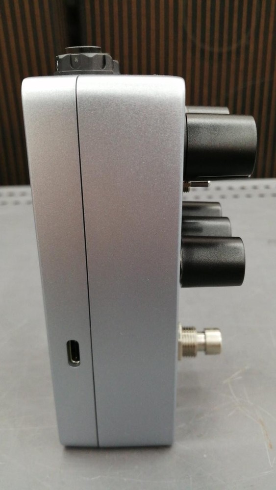 UNIVERSAL AUDIO UAFX 1176 Compressor