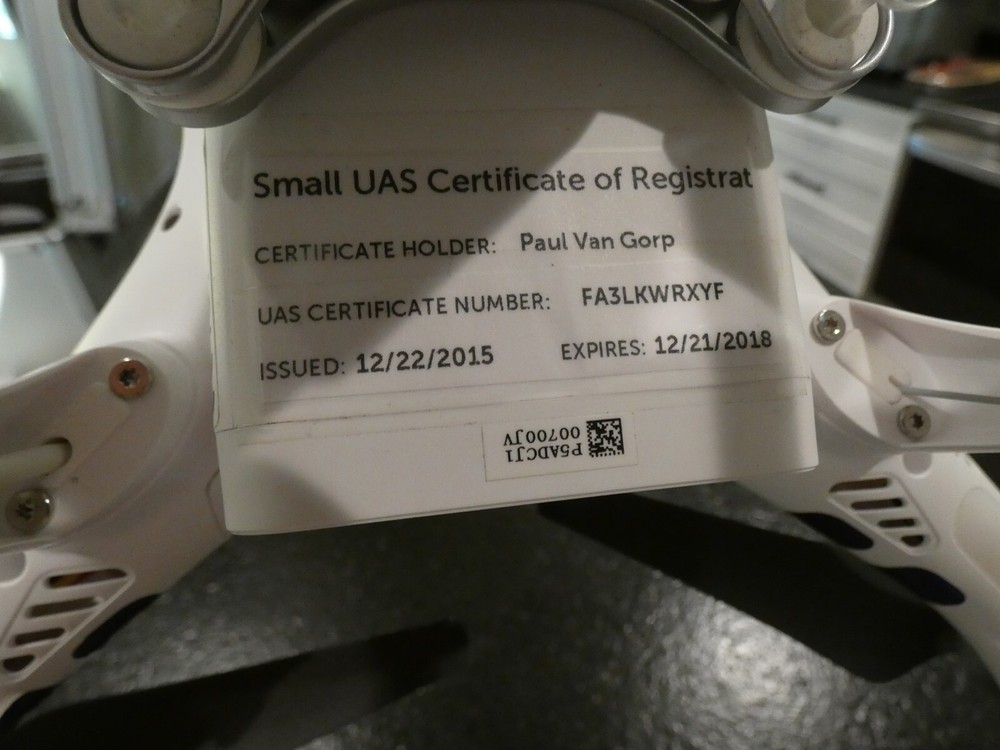 DJI PHANTOM STANDARD DRONE W321 QUADCOPTER